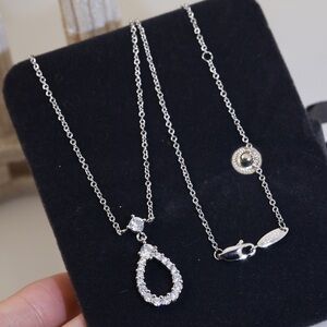 Harry Winston necklace